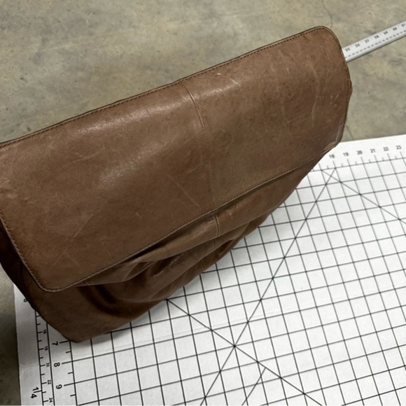 Frye The Melissa Bag Taupe distressed leather bag - Picture 4 of 7